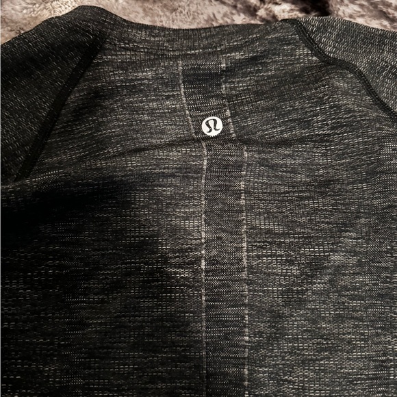 LULULEMON SWIFTLY SPEED LONG-SLEEVE 2.0 SIZE 8 - Picture 3 of 6